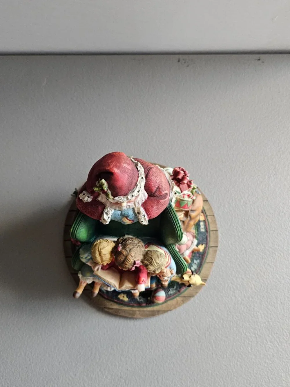 Lang & Wise Santa’s Watching Over Susan Winget First Edition 1998 #8 Christmas